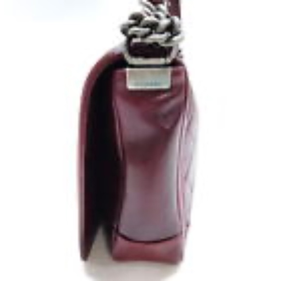 CHANEL Quilted Burgundy Shoulder Bag - Picture 9 of 10